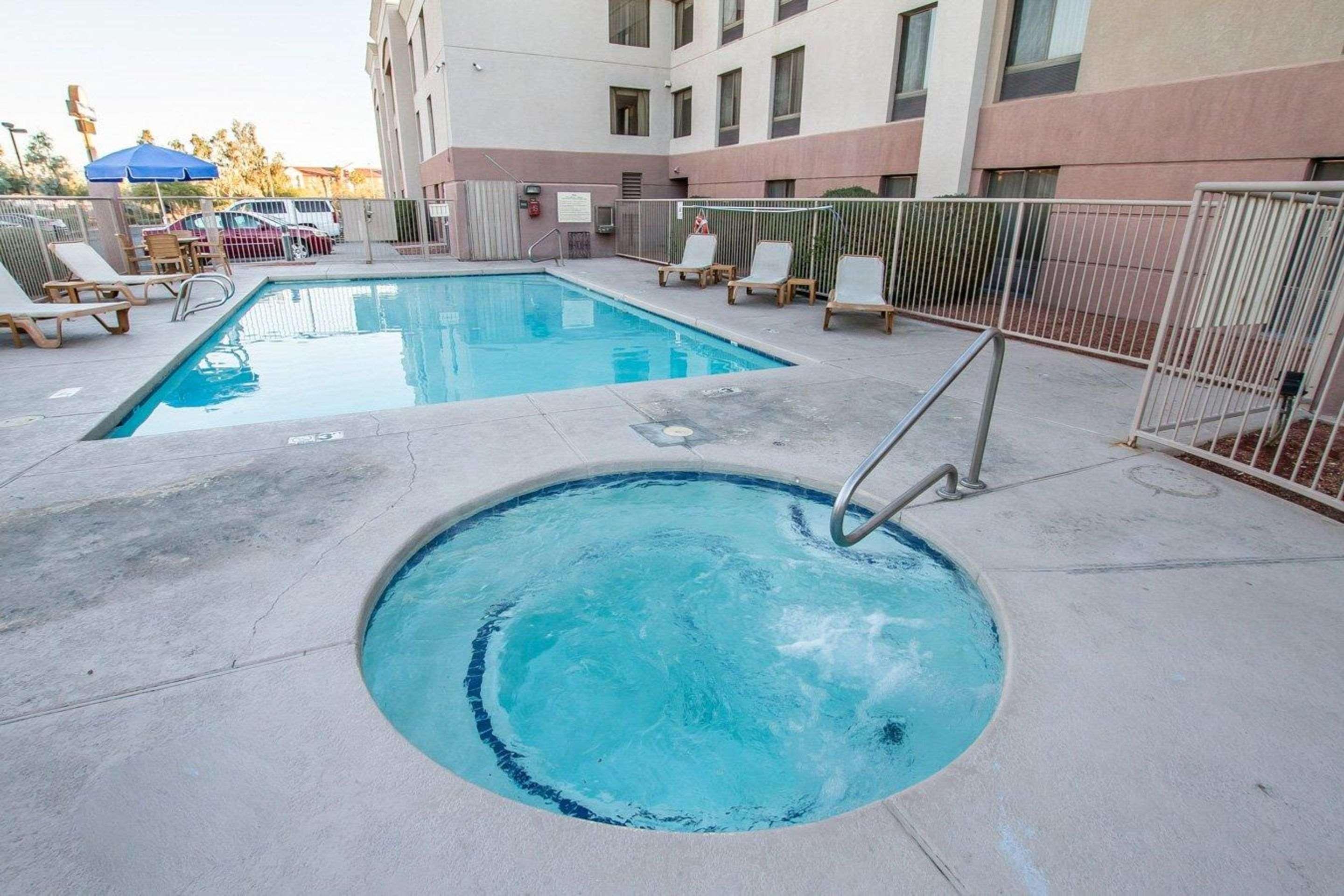 Comfort Inn I-10 West At 51St Ave Phoenix Exterior foto